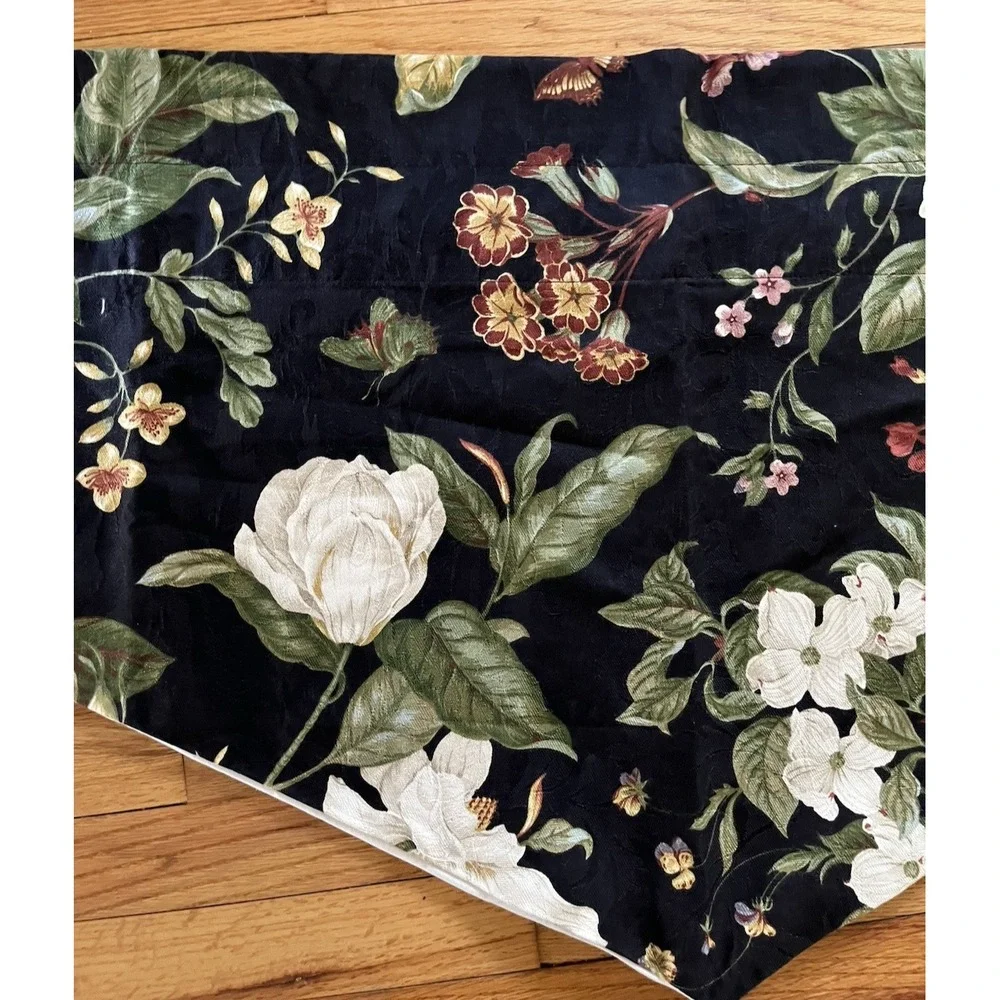 Waverly Williamsburg Garden Magnolia Black Ascot Valance Dogwood V Shape Floral